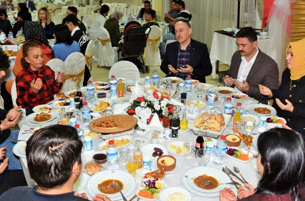 Kırıkkale'de yetim çocuklar ile iftar 